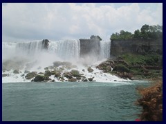 Niagara Falls 27 - American Falls, Bridal Veil Falls